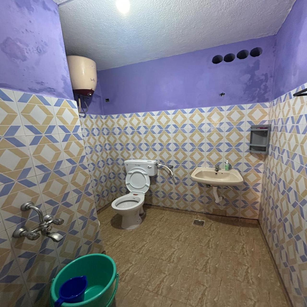 Eagle Nest Residency Hotel Kottakuppam Bagian luar foto
