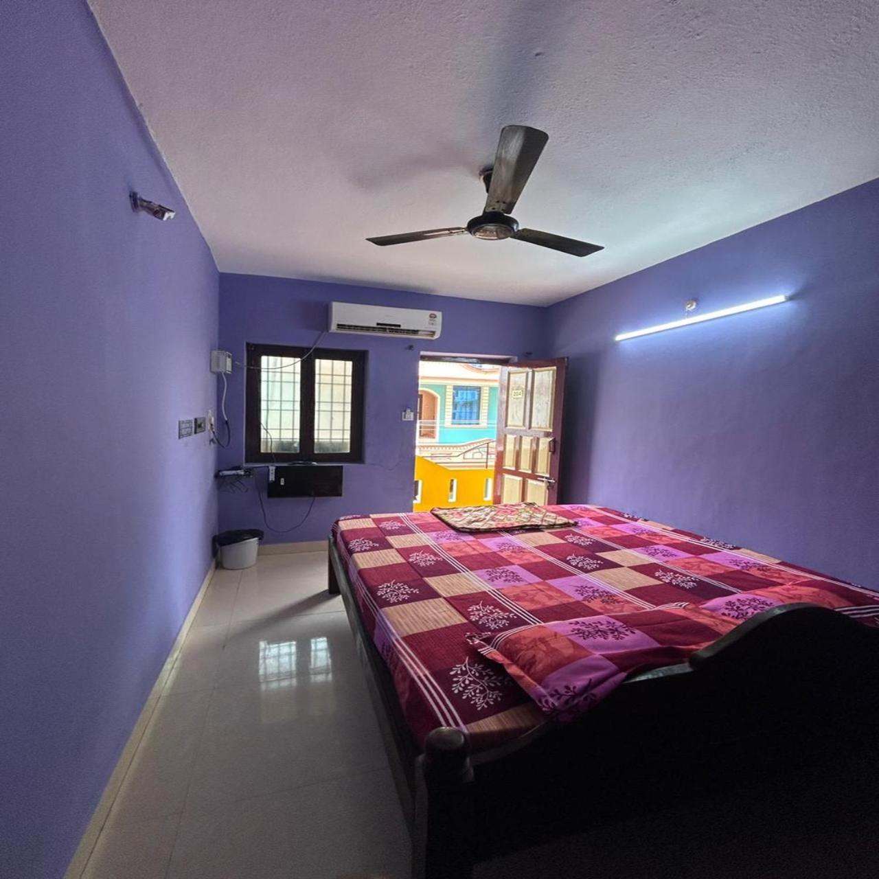Eagle Nest Residency Hotel Kottakuppam Bagian luar foto