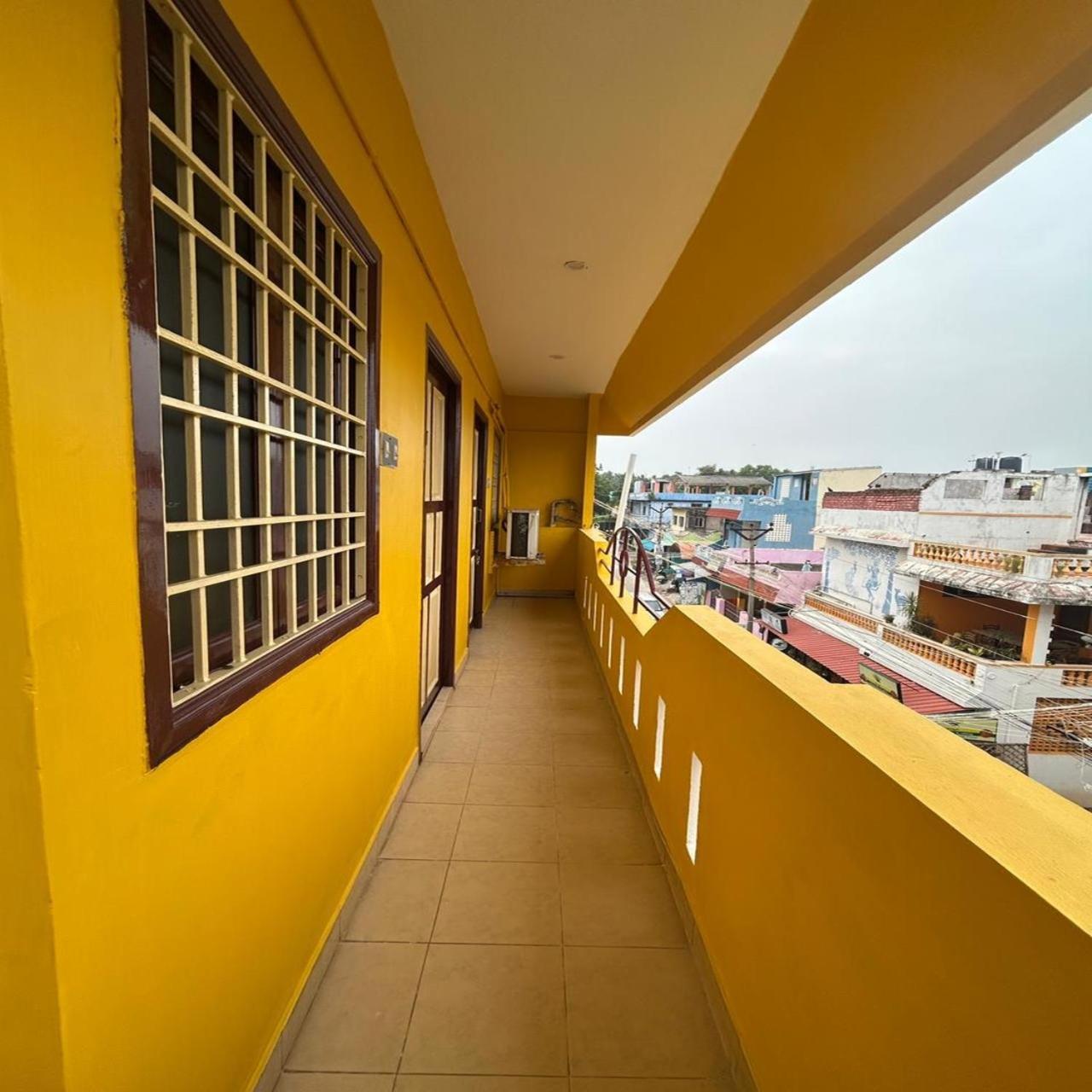 Eagle Nest Residency Hotel Kottakuppam Bagian luar foto